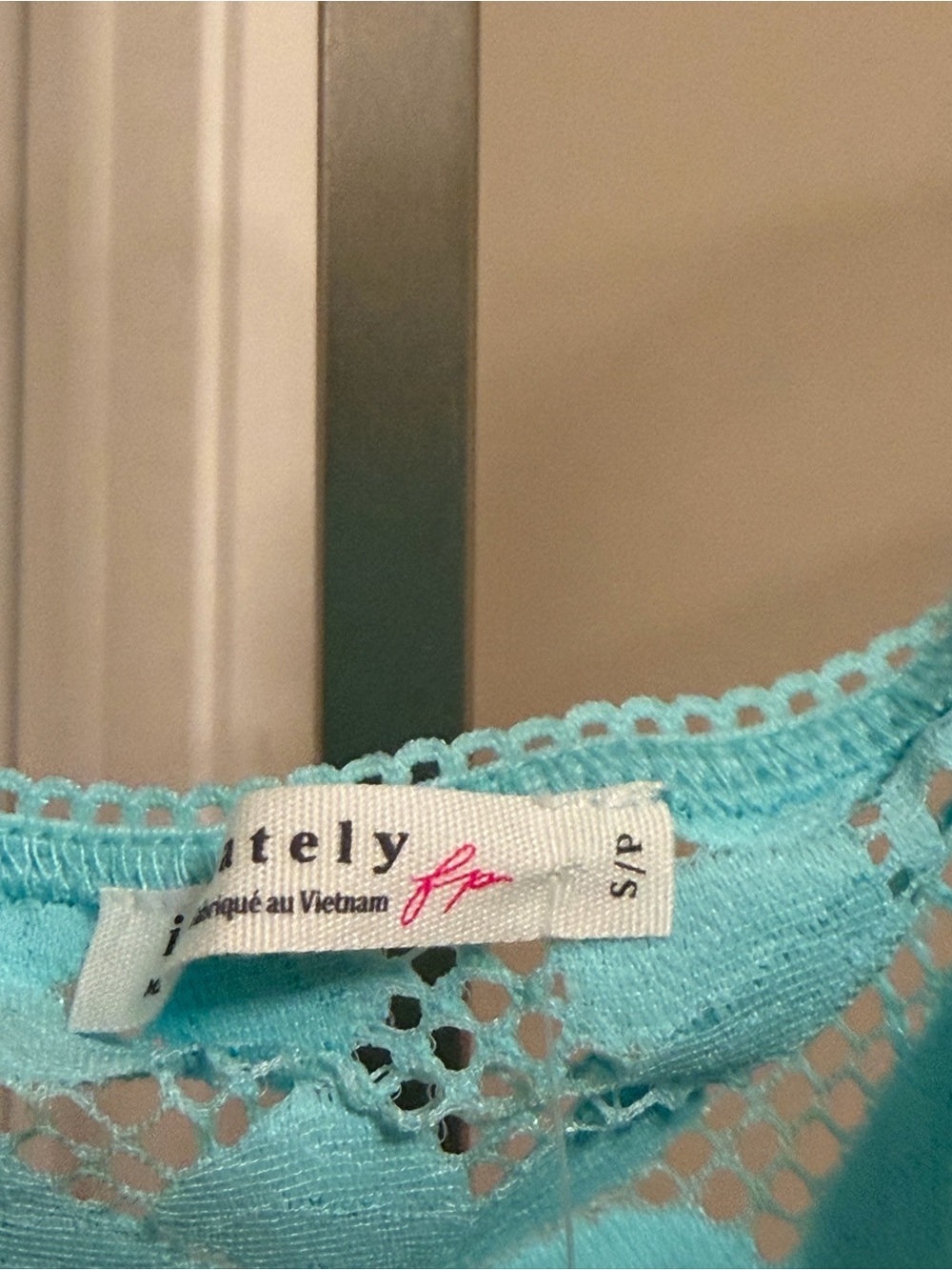 Petal party lace bralette - Picture 4 of 5